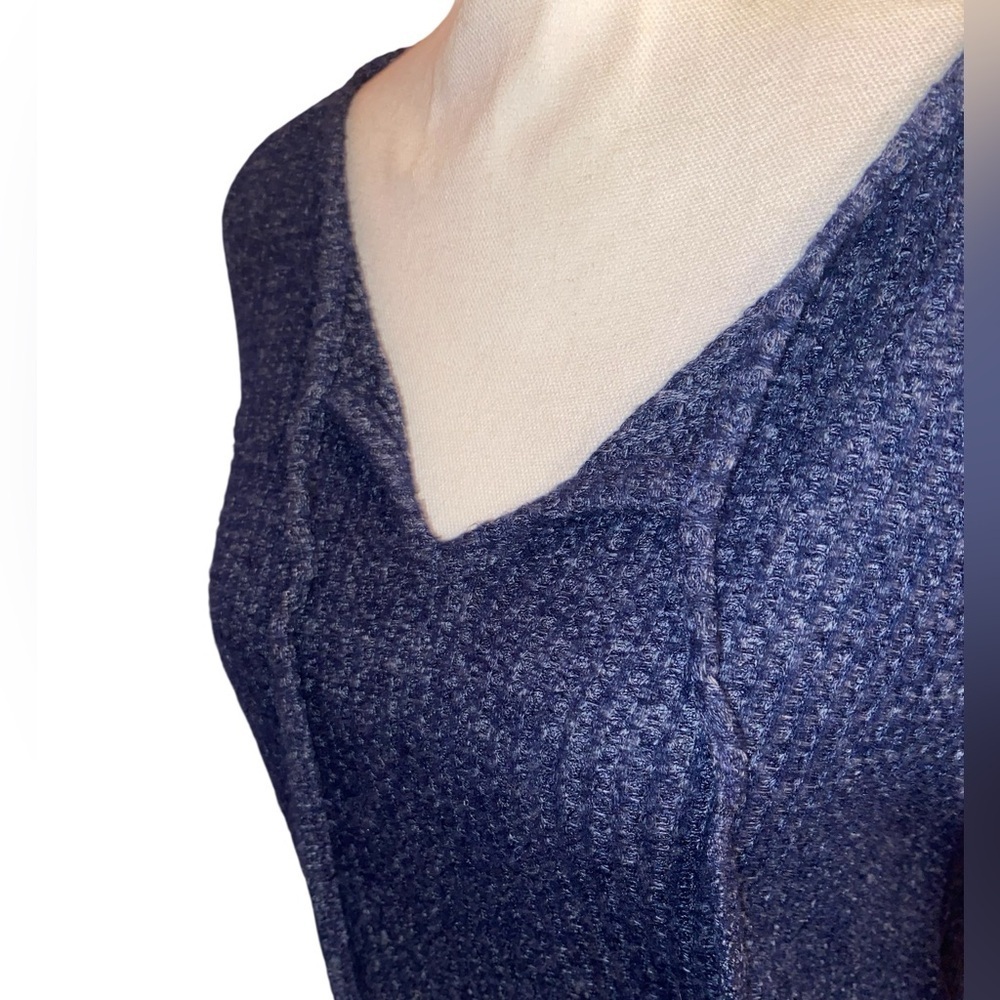 WONDERLY Boatneck Lightweight Sweater Keyhole Detail-Ties Navy Blue in SZ Small - Picture 4 of 6